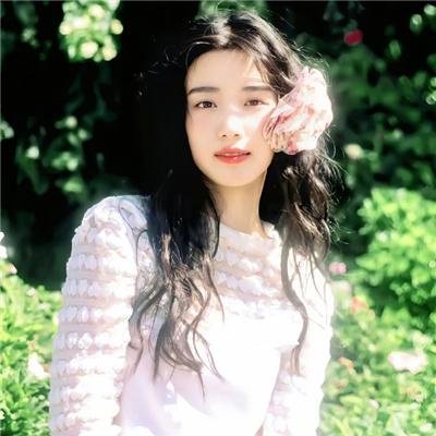 萨乐美 封面
